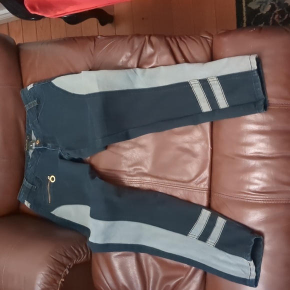 Southpole Grey and Blue Gorgeous embellish women jeans size 5 - Picture 11 of 11